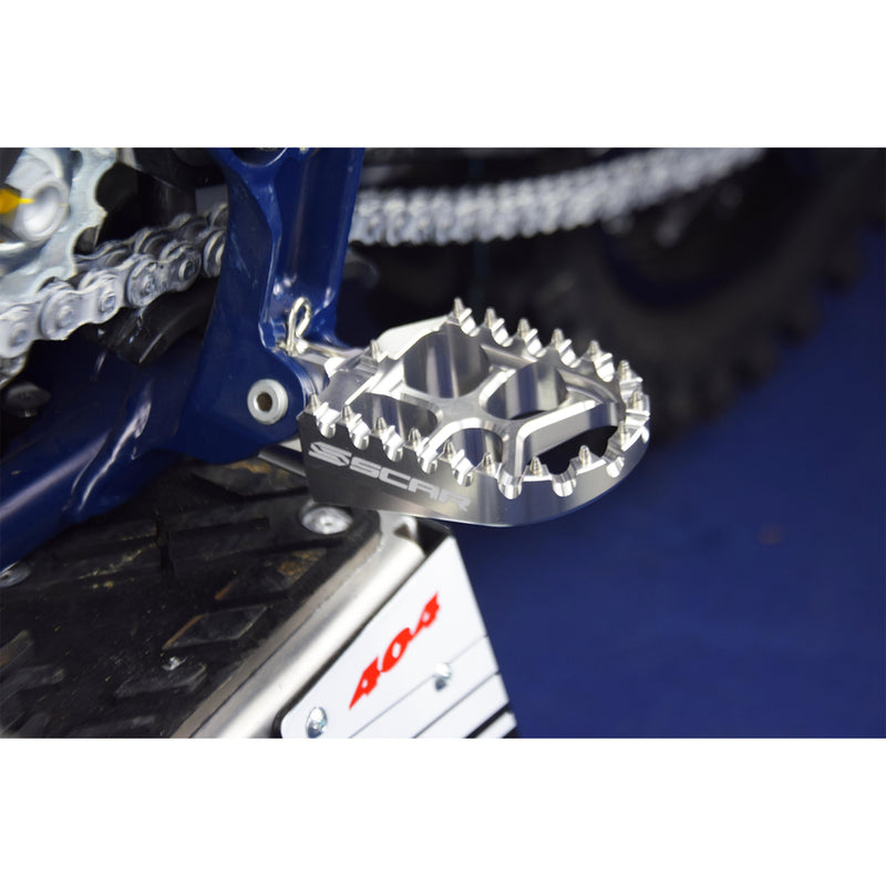 Scar Foot Pegs - S5511T For Husqvarna Dirt Bikes 2016-2024 | KTM Dirt Bikes 2016-2024 | Gas Gas Dirt Bikes 2021-2024