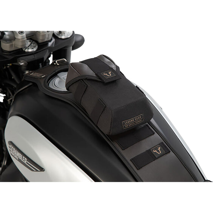 SW-MOTECH 3581-0011 BC.TRS.11.667.50100 Legend Gear Tank Strap System with la1 accessory bag - triumph '16-'24