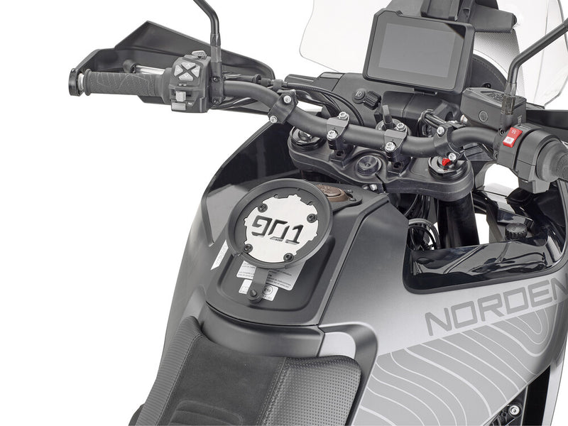 Givi Tanklock Mount HUS - BF68 Husqvarna Norden 901 2022-2025