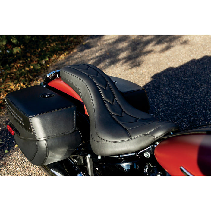 MUSTANG 0802-1082 75884 Day Tripper 2-Up Seat - FLHC/FLDE '18-'21