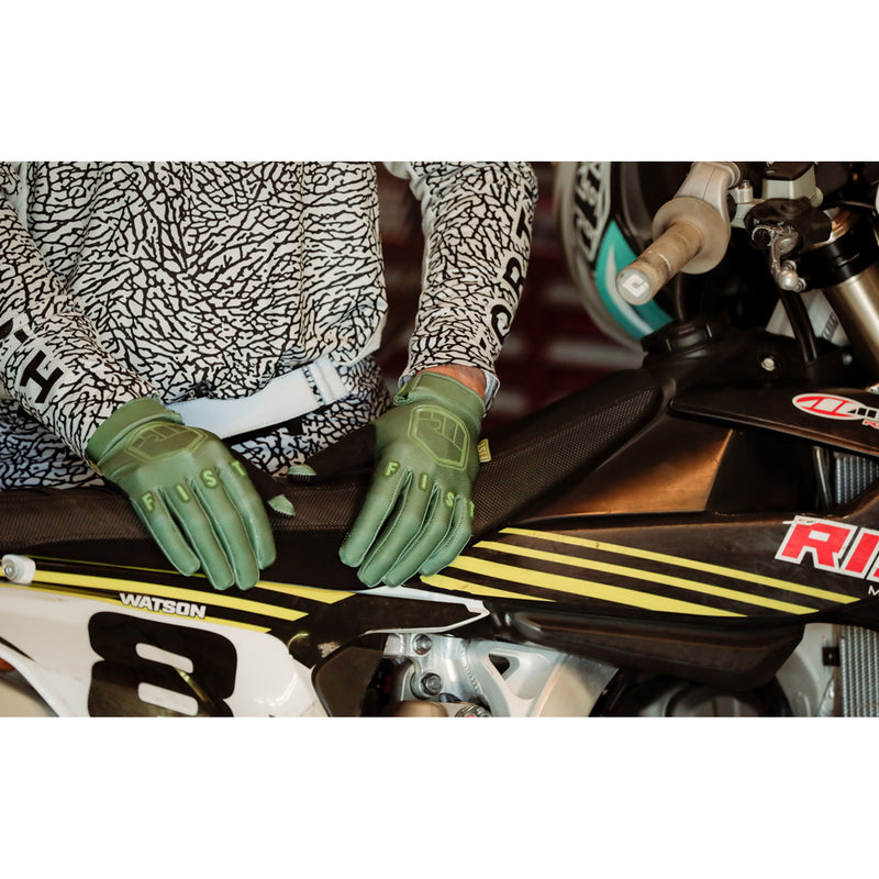 FIST HANDWEAR Strapped Earth Stocker Gloves Olive