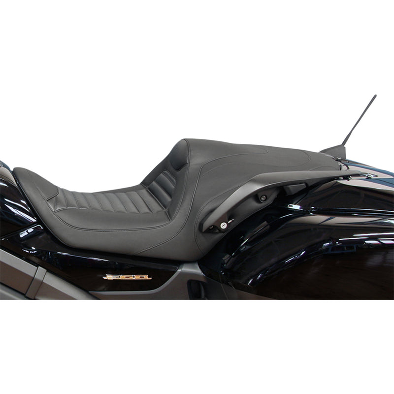 Mustang Tripper Fastback™ Seat - 76841 Honda GL1800B Gold Wing F6B 2013-2014