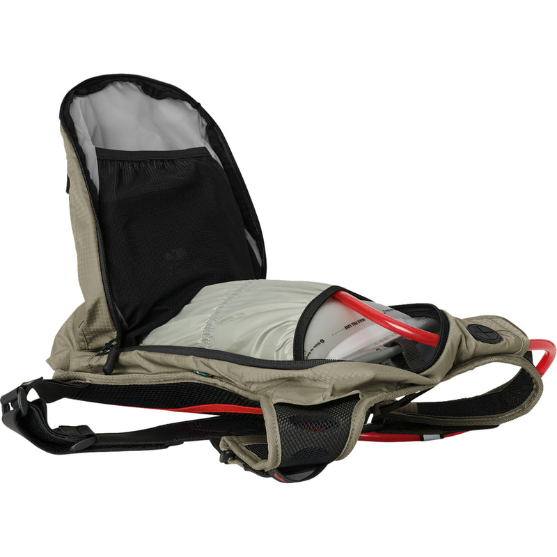 USWE 3519-0146 209077021 Outlander 9L Hydration Pack Outlander Hydration Pack - 9L - Sand