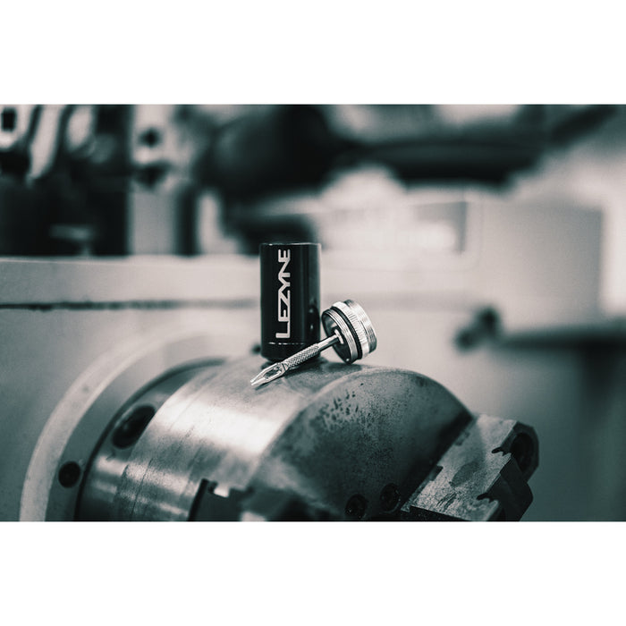 LEZYNE 3810-0159 1PKTBLSV104 Tubeless Tire Repair Kit