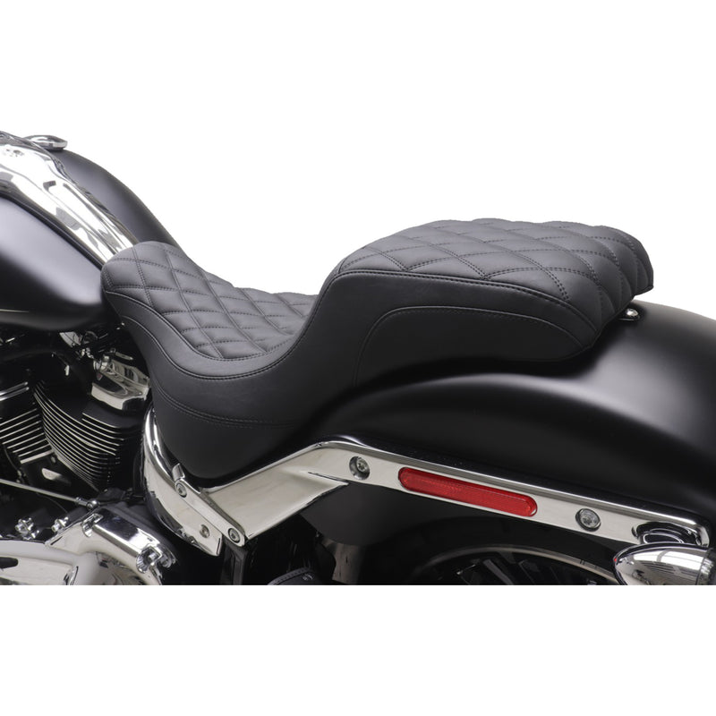 Mustang Squareback Seat - 86006 For Harley Softail Breakout 2023-2025