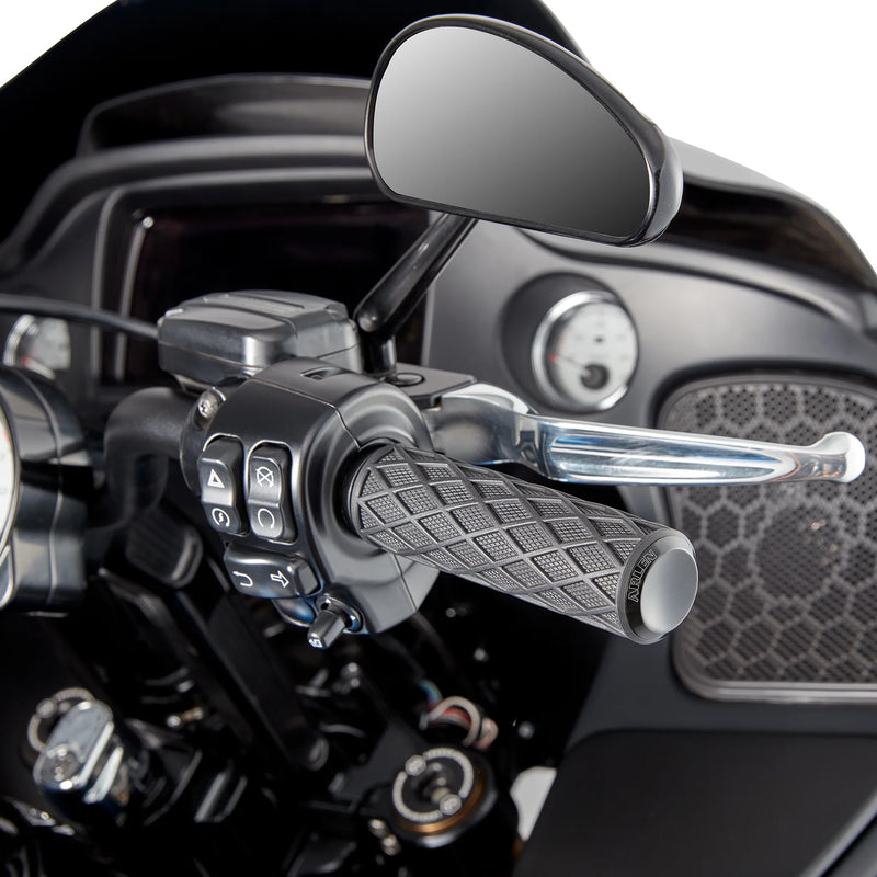 Arlen Ness Diamond Grips - 500-007 For Harley Motorcycles 2008-2025