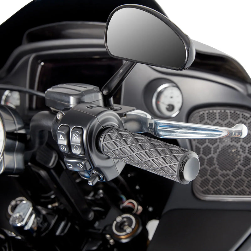 Arlen Ness Diamond Grips - 500-007 For Harley Motorcycles 2008-2025