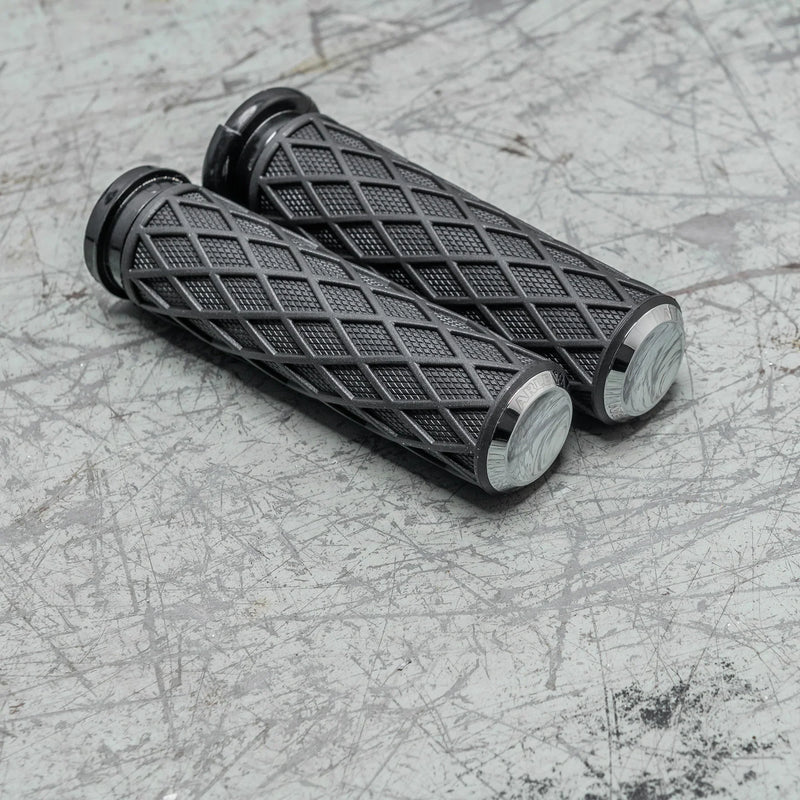 Arlen Ness Diamond Grips - 500-008 For Harley Motorcycles 2008-2025