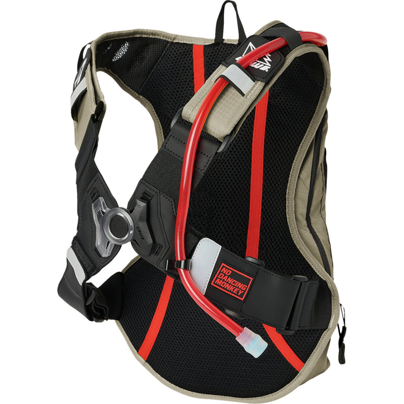 USWE 3519-0146 209077021 Outlander 9L Hydration Pack Outlander Hydration Pack - 9L - Sand