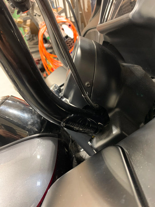 VILLAIN Road Glide Handle Bars Black & Chrome