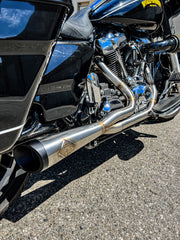 2017-2026 M8 BAGGER - CUTBACK