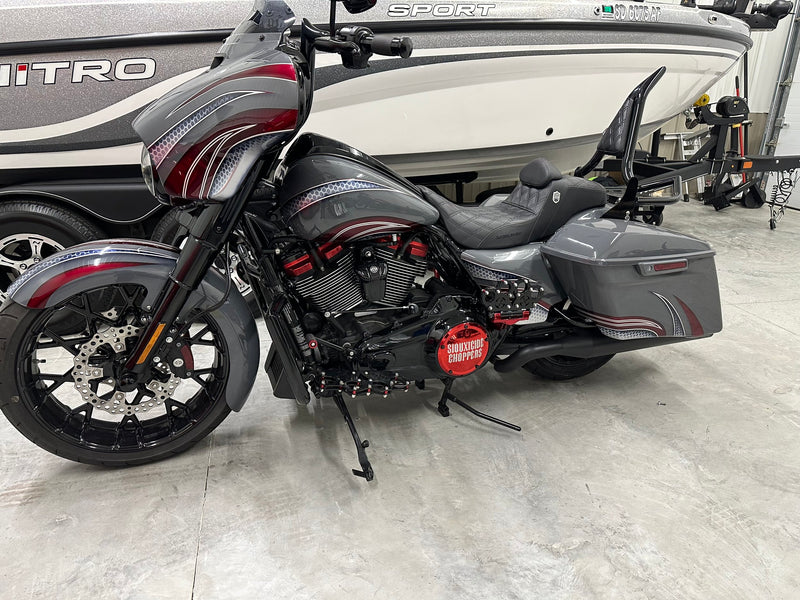 VILLAIN Street Glide Handle Bars Black & Chrome