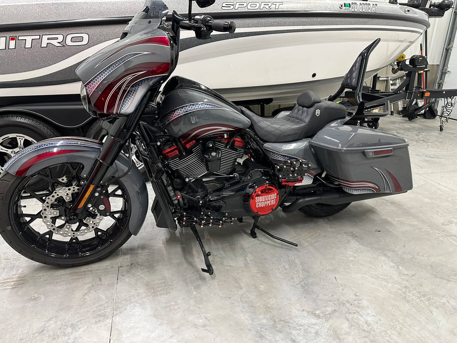 VILLAIN Street Glide Handle Bars Black & Chrome