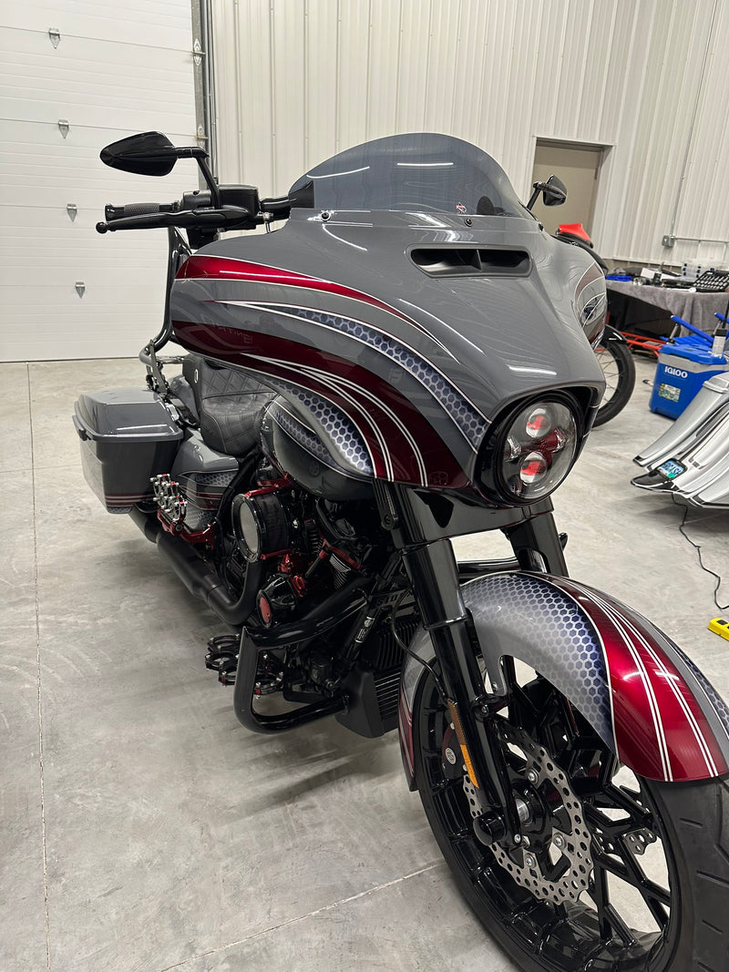 VILLAIN Street Glide Handle Bars Black & Chrome