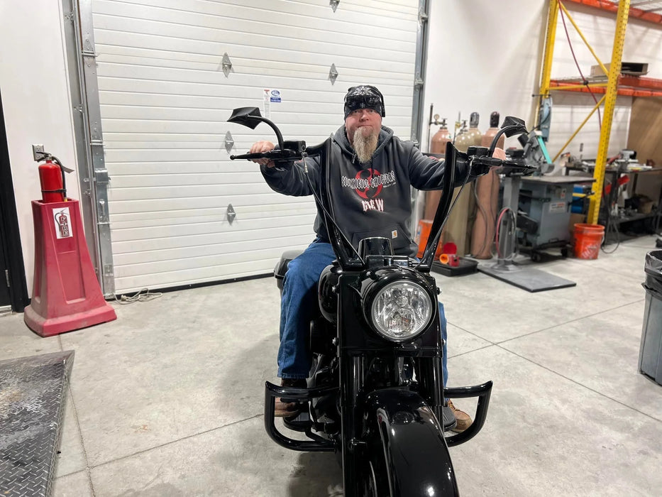 VILLAIN Road King Handle Bars Black & Chrome