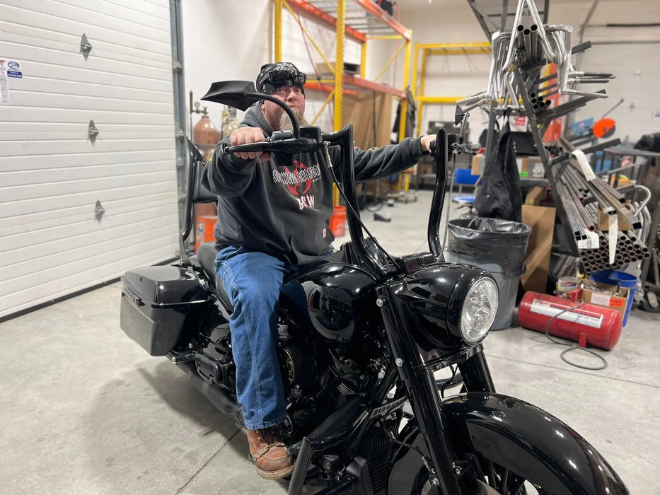 VILLAIN Road King Handle Bars Black & Chrome