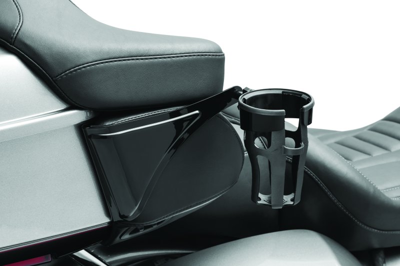 Kuryakyn 6487 Reflex Drink Holder- H-D Touring - User 1