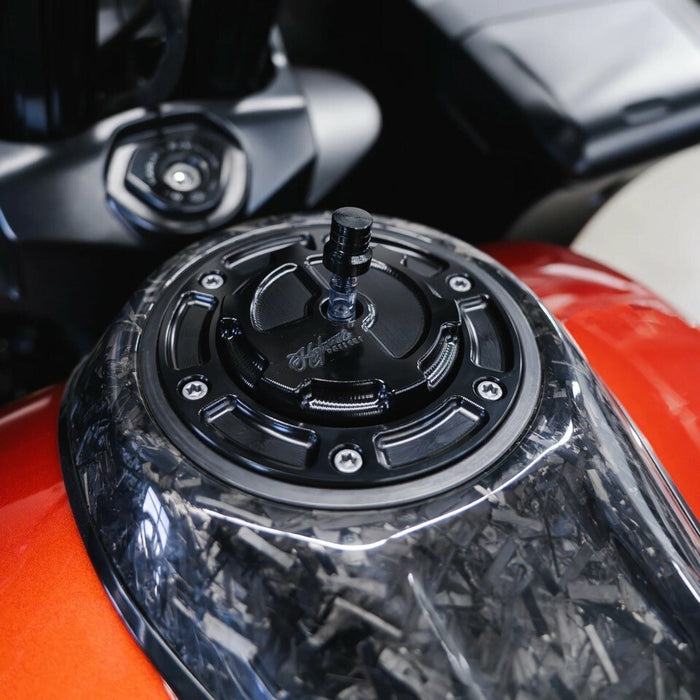 Hofmann Designs 563-04138 HDB-1079B 6 PT MOTO GAS CAP ASSEMBLY `23-24 CVO BLACK