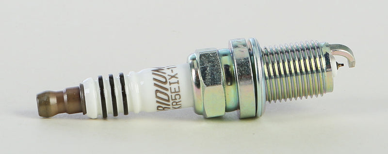Ngk 2-BKR5EIX-11 5464 SPARK PLUG #5464/04