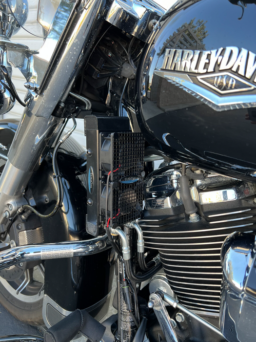 Ultracool 56-7210 SMT8-5N OIL COOLER M8 TOURING `17-23 (CHOPPED GUARD)
