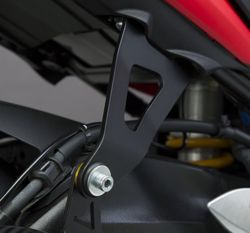 Yoshimura Muffler Bracket GSXS1000/F - 200BG111000 Suzuki 1000 / 1000F 2016-2017