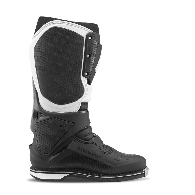 Gaerne 480-66412 2262-020-12 SG22 BOOTS BLACK/WHITE SZ 12