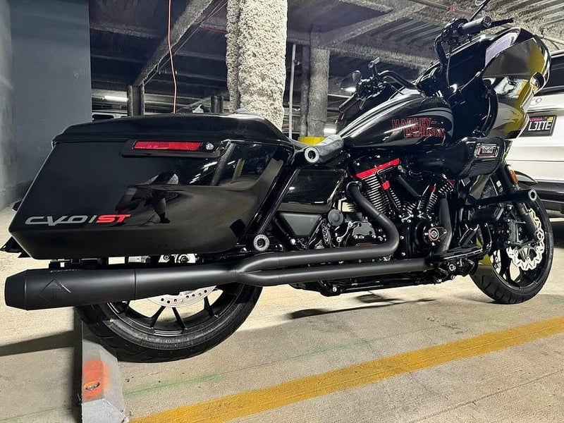 2017-2026 M8 BAGGER - FULL LENGTH TURNPIKE