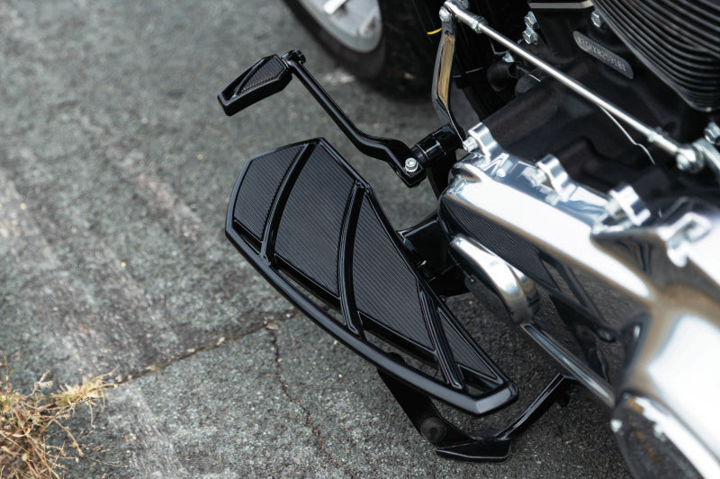 Kuryakyn 5795 Phantom Floorboards Black - User 1