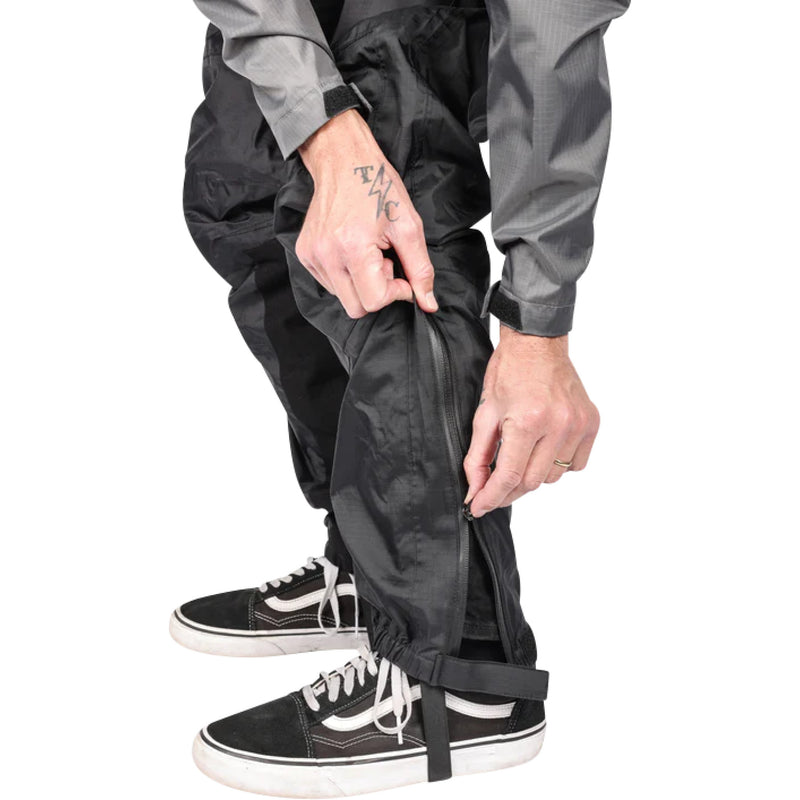 THRASHIN SUPPLY CO. Mission Rain Pants Black