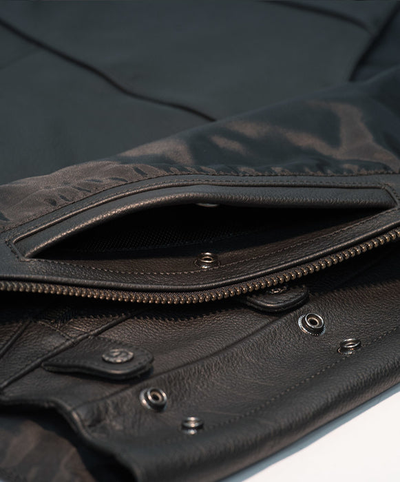Concealed pocket on 12 Gauge Vest