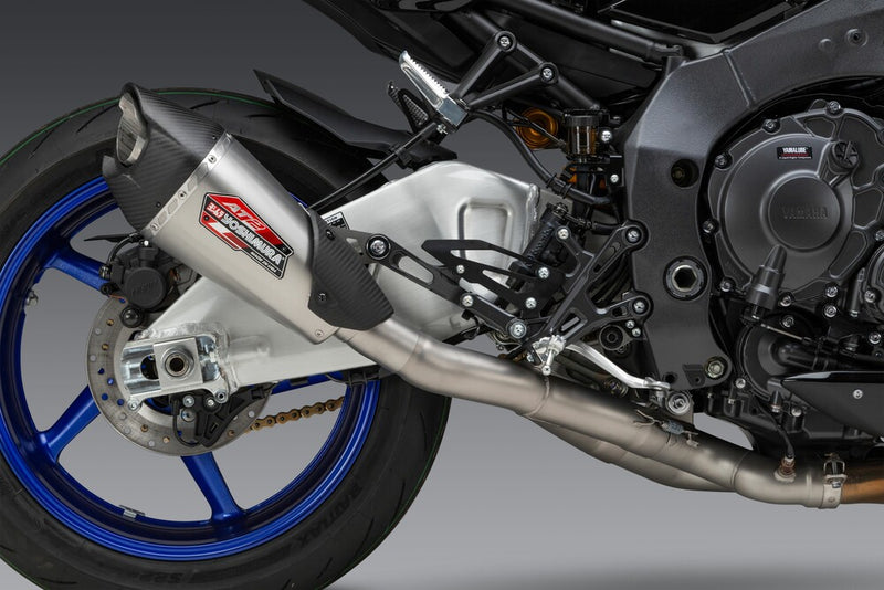 Yoshimura Exhaust Race AT2 3/4 SS-SS-CF - 13101CP520 Honda Hornet 2025
