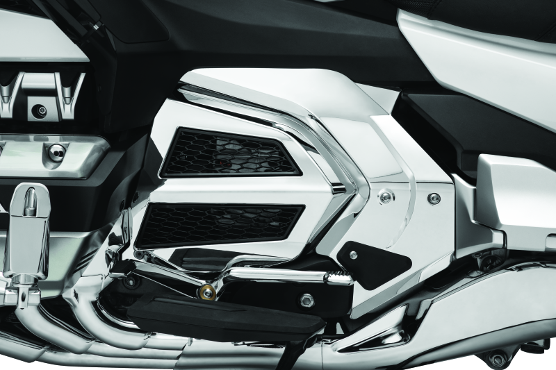 Kuryakyn 3273 Omni Frame Covers 18-20 GL1800 Chrome - User 1