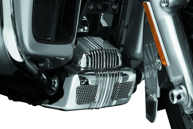 Kuryakyn 7677 Coolant Pump Cover 14-16 Touring Models Chrome - User 1