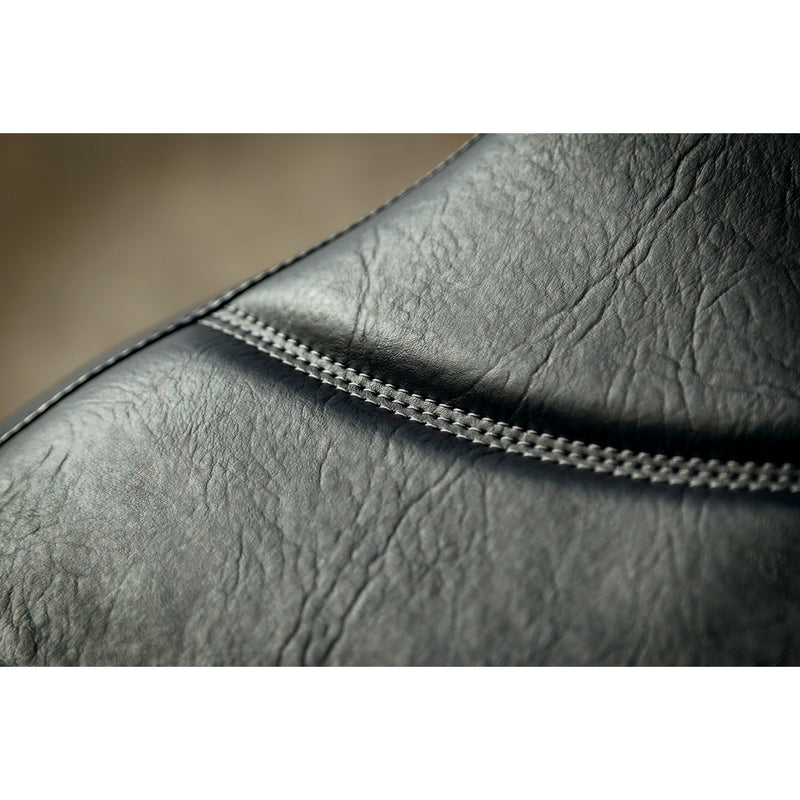 Mustang Seat - 75880 For Harley Softail 2018-2021