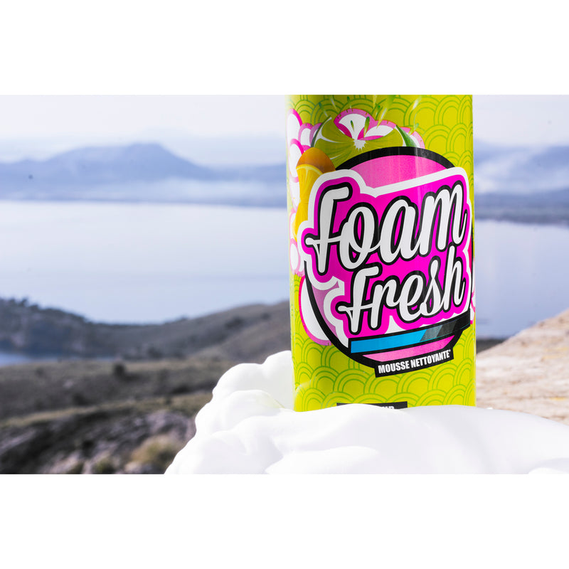 MUC-OFF USA 3704-0293 199US Foam Fresh Foaming Helmet Freshener - 13.5 U.S. fl oz. - Aerosol