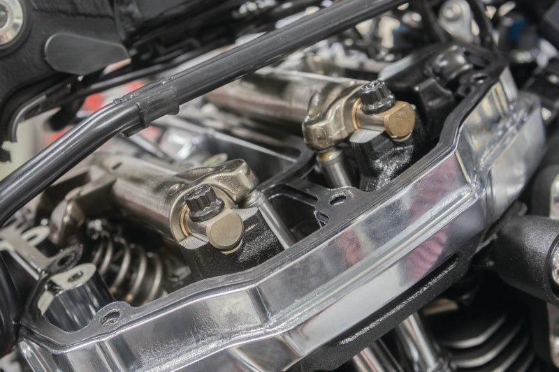 S&S Cycle 900-1084 2017+ M8 Models 1.640 To 1 Ration Forged Roller Rocker Arms - Photo - Primary