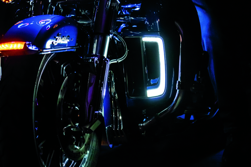 Kuryakyn 5063 Tracer Lower Fairing Grill Chrome - User 1