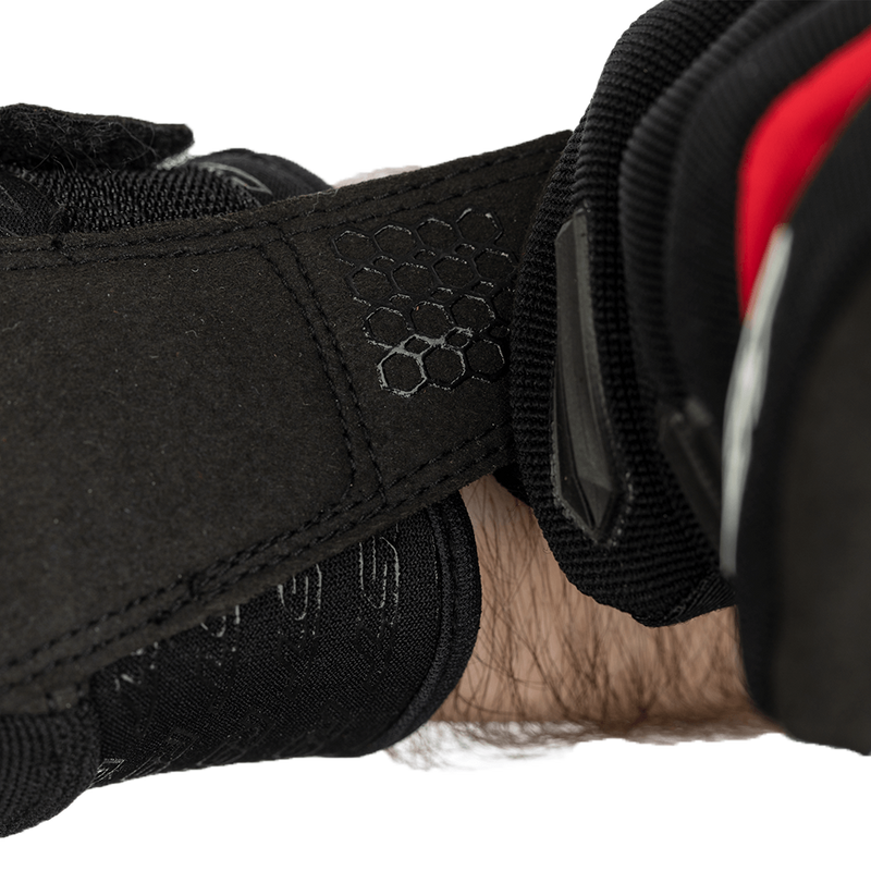 Rst 556-2100210 102100RED-10 RIDER CE GLOVE BLACK/RED LG