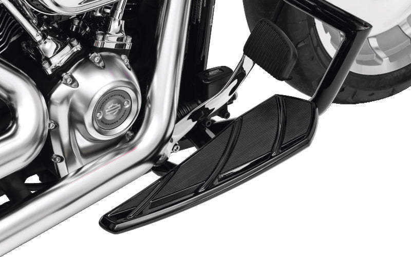 Kuryakyn 5795 Phantom Floorboards Black - User 1