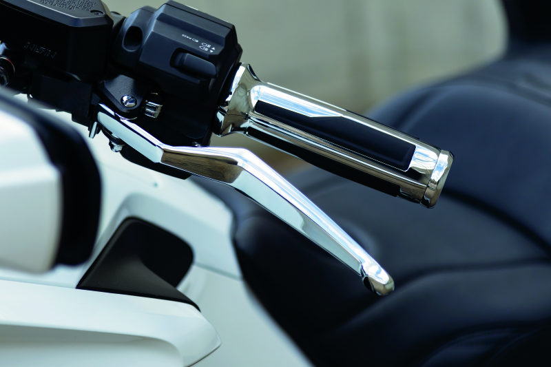 Kuryakyn 6776 Omni Lever Setchrome - User 1