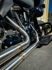 2017-2026 M8 BAGGER - MID LENGTH "ELSINORE"