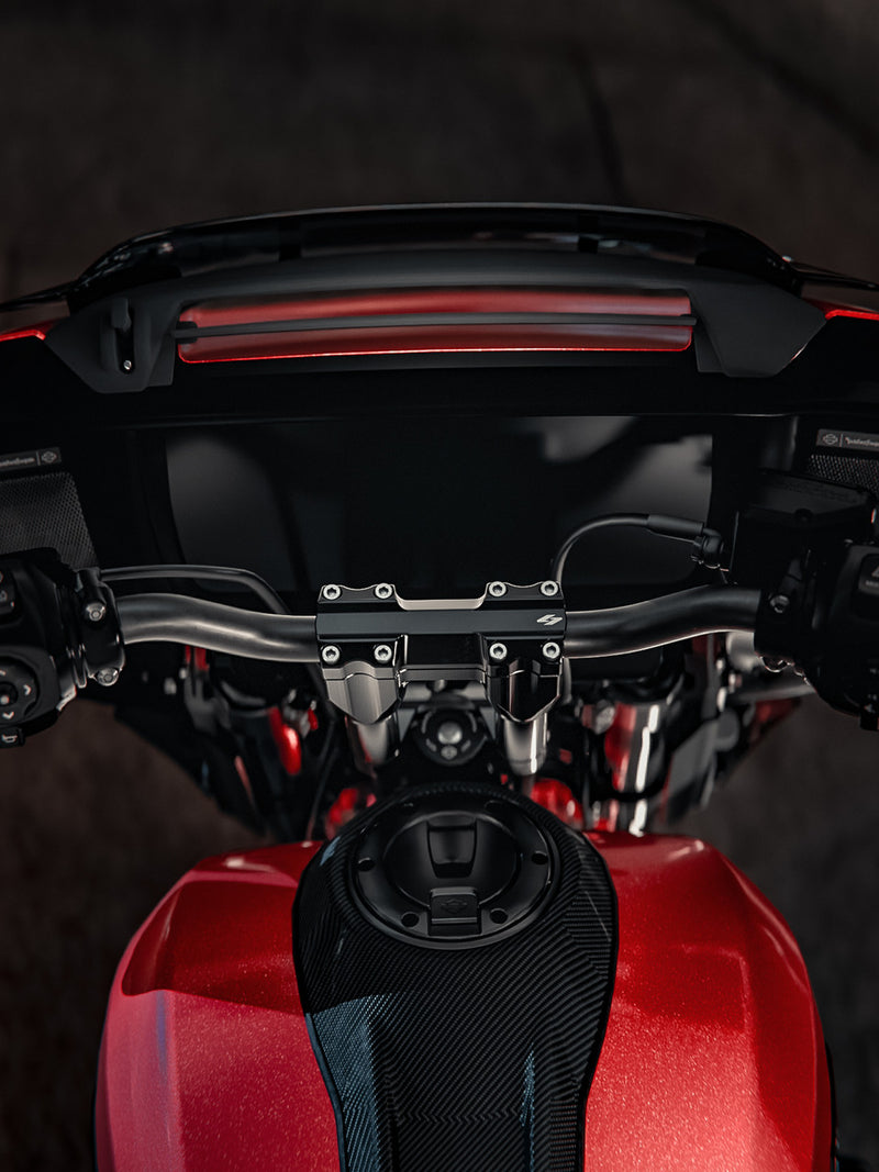 Veloci Street Glide Pullback Plate — photo 9