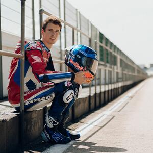 Shoei X-fifteen Marquez 73 V2