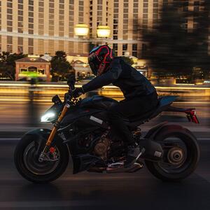 HJC Rpha 12N Venom III